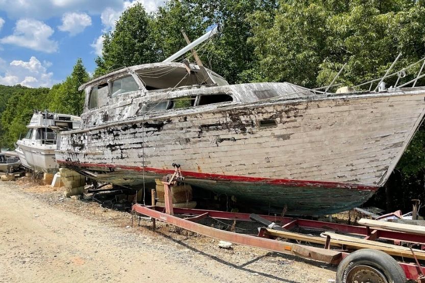 Boat listing 3